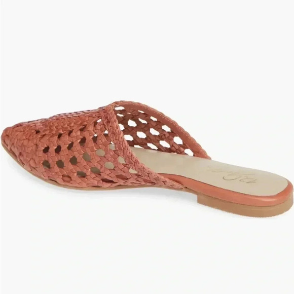 42 Gold I 10 - Picture 3 of 10